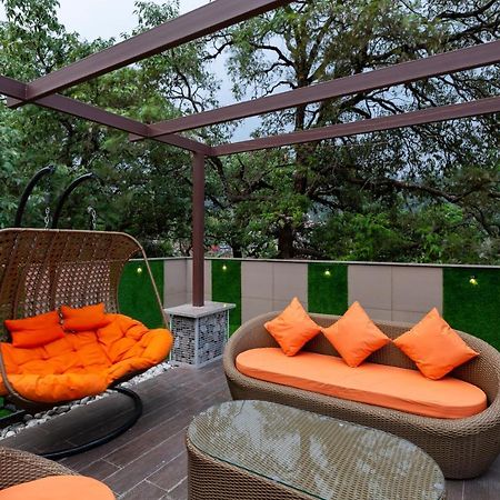 Hotel La Eden Mussoorie Bagian luar foto