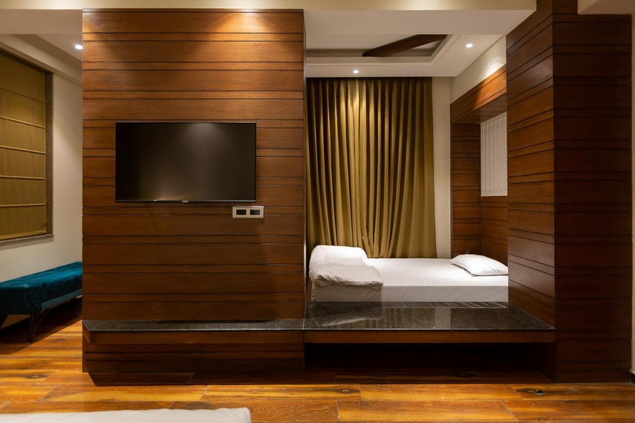 Hotel La Eden Mussoorie Bagian luar foto