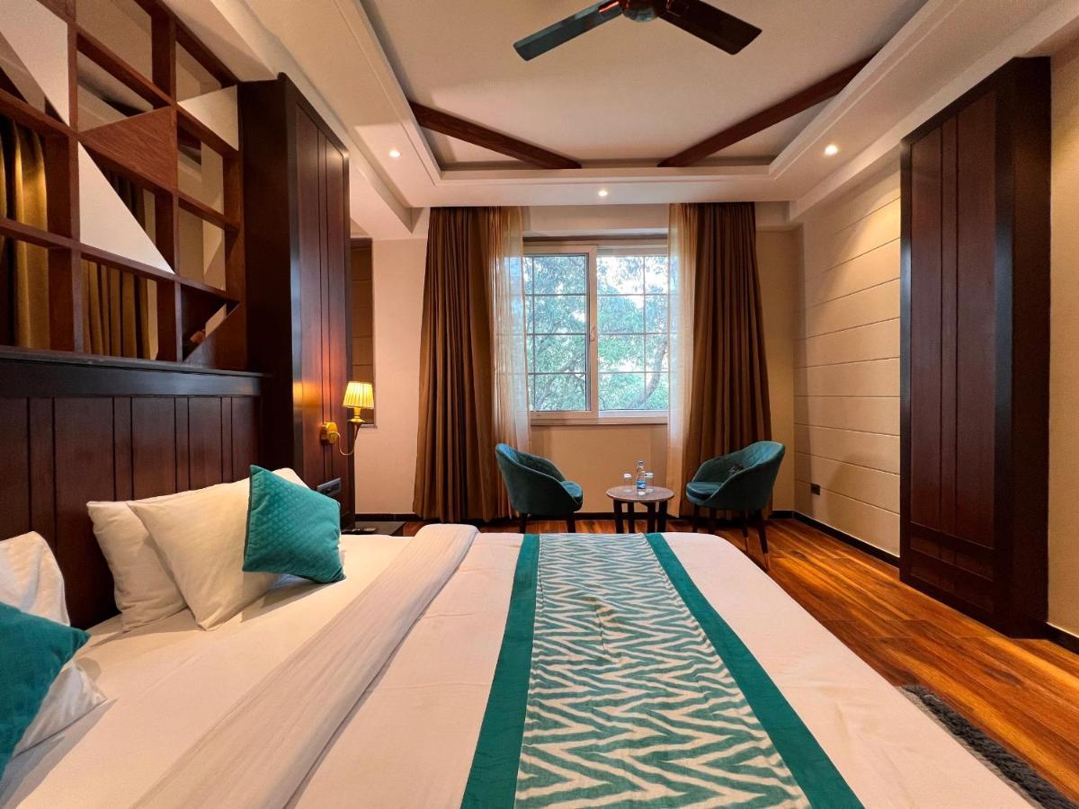 Hotel La Eden Mussoorie Bagian luar foto