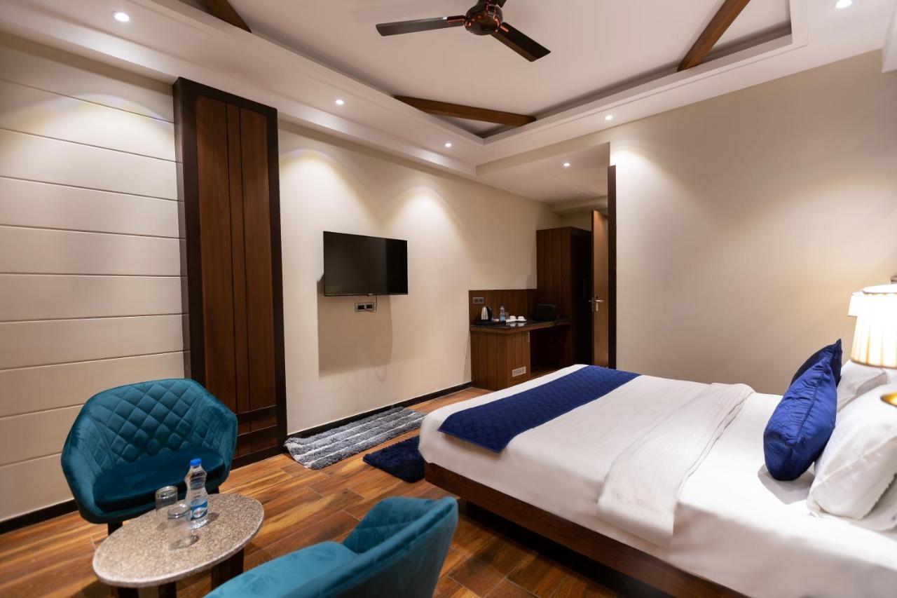 Hotel La Eden Mussoorie Bagian luar foto