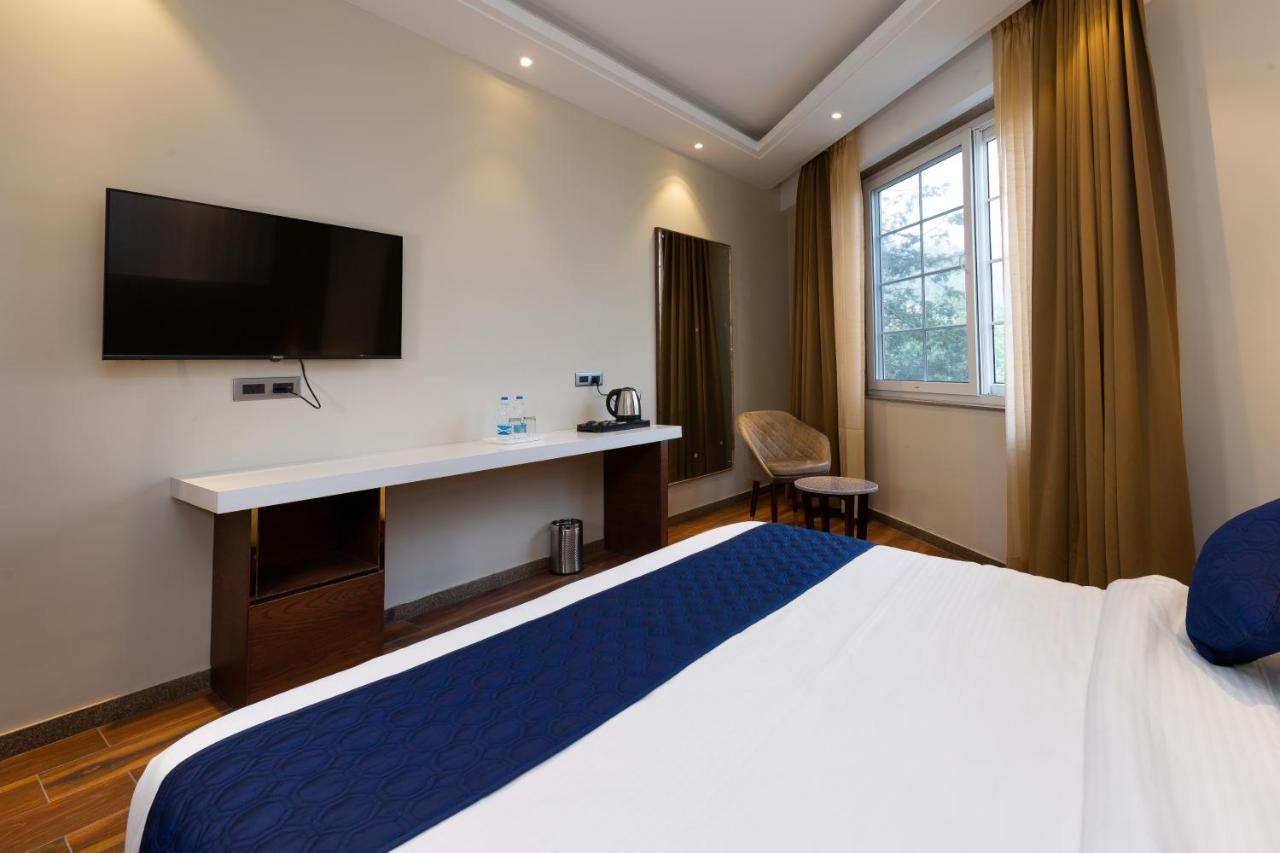 Hotel La Eden Mussoorie Bagian luar foto